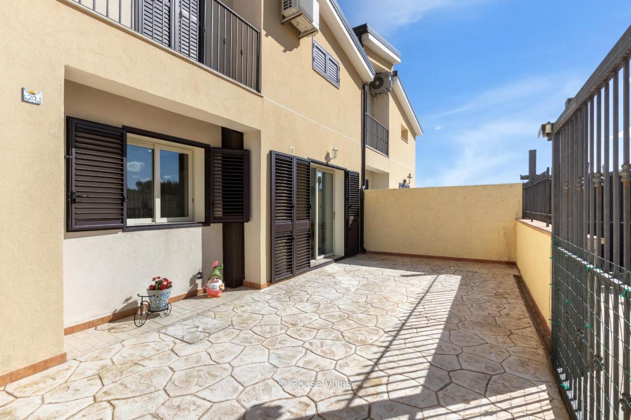 Villa Queen Dany Lido di Noto Exterior foto
